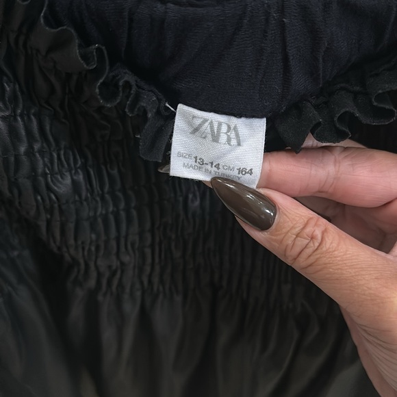 Faux Leather Girls skirt - Picture 3 of 3